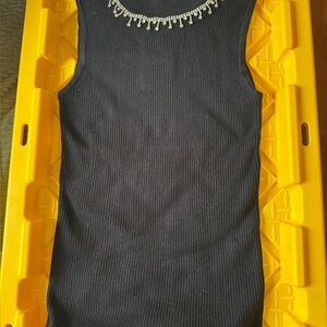CARMEN TOP WITH EMBELLISHMENTS
NWT SIZE S